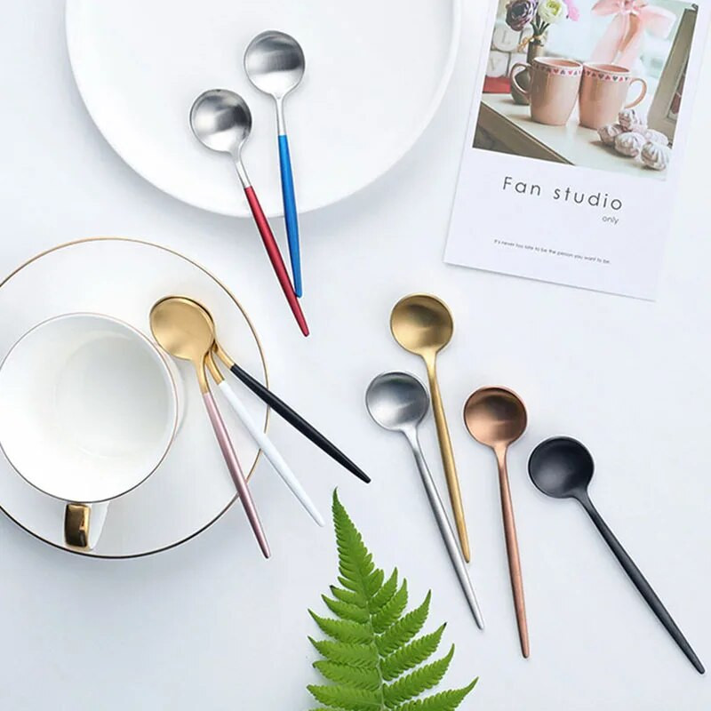 1 бр. Лъжица за кафе от неръждаема стомана 304 Лъжици за сладолед и чай Черно злато Цветни лъжици Комплект сервизи за вечеря в хотелски ресторант
