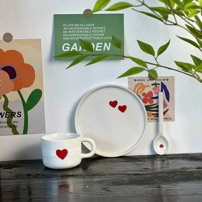 Kreativno ljubavno srce Šalica za kavu s tanjurićem Set Šarena točkasta šalica Studentska keramička šalica za vodu Doma Izvrsno posuđe Poklon