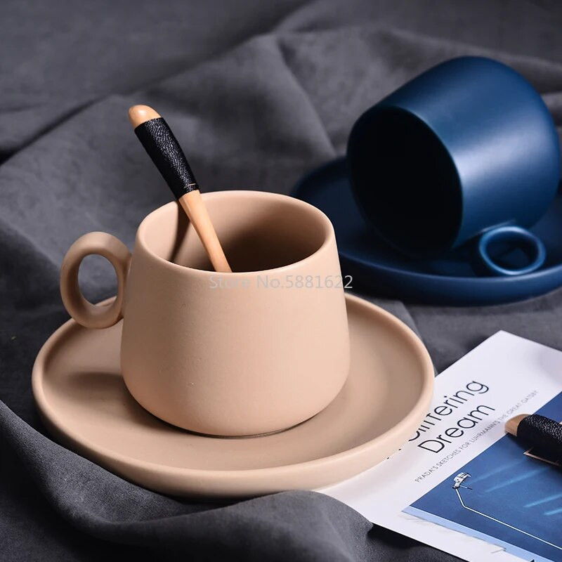 Nordijska keramička šalica za kavu Jednostavan set šalica za kavu u šest boja s tanjurićem i žlicom Kućni ured Kafić Zabavni darovi