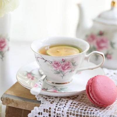 2 szett British Flower tea csésze és csészealj kanál készlet Rose Ceramics kávéscsésze csészealj kanál készlet eszpresszó csésze délutáni tea