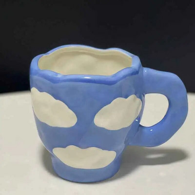 Ručno oslikano plavo nebo i bijeli oblaci Šalica za kavu Kreativna keramička šalica Šalica za mlijeko Šalica za doručak Posuđe Unikatan poklon