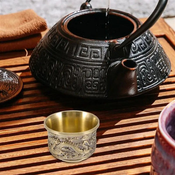 1бр реколта Чаша за чай Чаши Бокал Чаша Чаша Kungfu Royal Brass Shot Чаша за пиене Чаша от метална сплав Ретро Дракон Чаша за вино