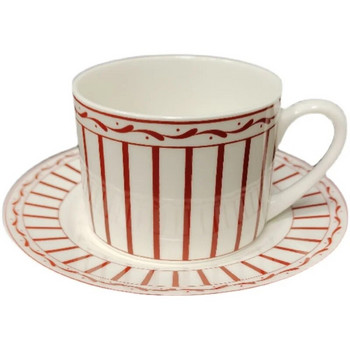 2022 Нов луксозен комплект чаши за кафе Комплекти чаши за чай и чинийки от костен Китай Керамични чаши Изящен порцелан Сватбена украса Съдове за напитки