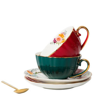 Керамични нов костен Китай Европейски леки луксозни чаши за кафе и чинийки Комплект ретро цветя Чаши за чай Сватбен подарък Подарък за акомпанимент