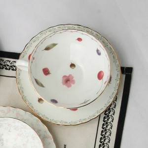Vrhunska luksuzna šalica za kavu s tanjurom Britanski set za čaj s cvjetnim uzorkom Zdjela za doručak u europskom korejskom kineskom stilu Poklon