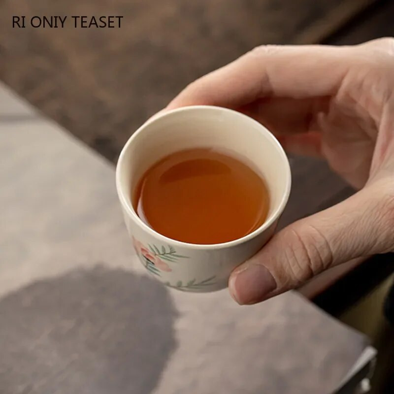 Kineska tradicionalna keramička šalica za šalicu za putnu meditaciju Izvrsna ručno oslikana zdjela za čaj Pu'er Master Cup Dodaci za set za čaj 50 ml