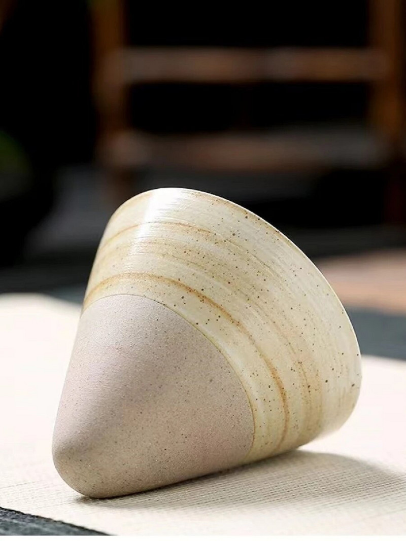 1kom 90 ml Japanska šalica za sake Latte Mini šalica Šalica za čaj INS Keramički kreativni lijevak Izvrsna šalica za kavu Šalica za čaj od grube keramike