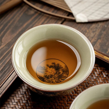 Пейзаж Китайски керамични чаши Керамични отварящи се комплект чаши за чай Сини и бели прибори за чай Кунг-фу Чаена купа за чаена церемония Чаша