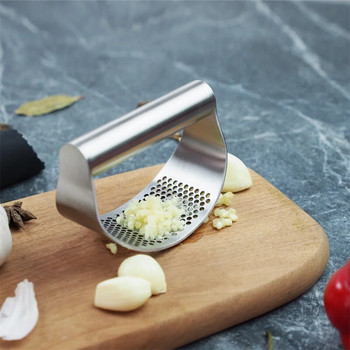 Многофункционална ръчна преса за чесън Извита машина за смилане на чесън Резачка Чопър Преси за чесън от неръждаема стомана Инструмент за готвене