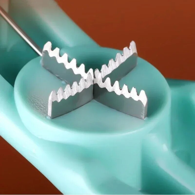 Roostevabast terasest kastaniklambriga masin Pähklipureja avaja tööriist Pähklid Kreeka pähkli lõikur Sheller Multifunktsionaalne kastanikoorte lõikur