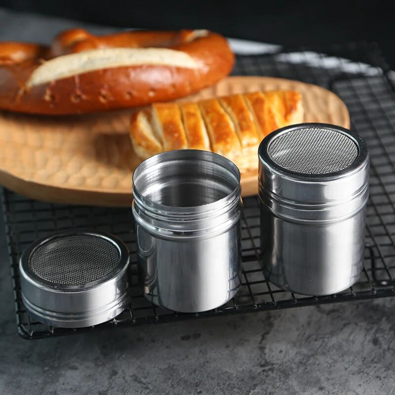 Roostevabast terasest pulbrivihmuti Kithen pulbri jaotur tiheda auguga kakao kaneeli suhkru marli võrgusilma purgi maitseainepudelitega