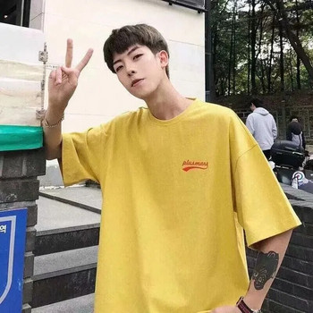 Мъжка тениска с къс ръкав в хонконгски стил Свободни дрехи Лятна модерна тениска с половин ръкав Студентско мъжко облекло