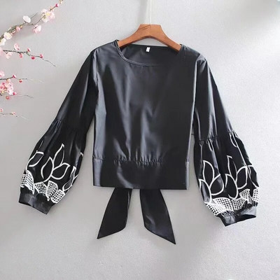 Cămașă albă scurtă șic coreeană mânecă lanternă femei brodate Topuri decolteu rotund Pulovere cu fundă bluză Bluză