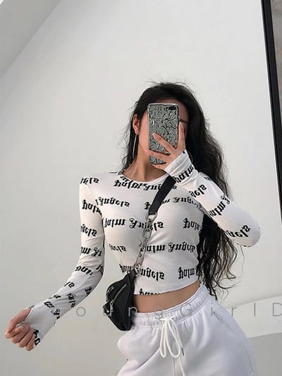 Tavaszi női Harajuku Y2k nyomtatott O-nyakú Crop felsők Bodycon hosszú ujjú póló Utcai ruházat Hangulatos design Grafikus High Street divat