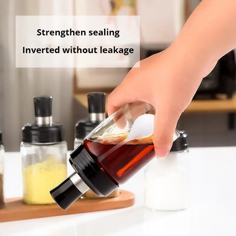 1 бр. 250 мл прозрачен резервоар за подправки Автоматично отваряне и затваряне на пластмаси за пълнене на подправки с масло, сол и оцет