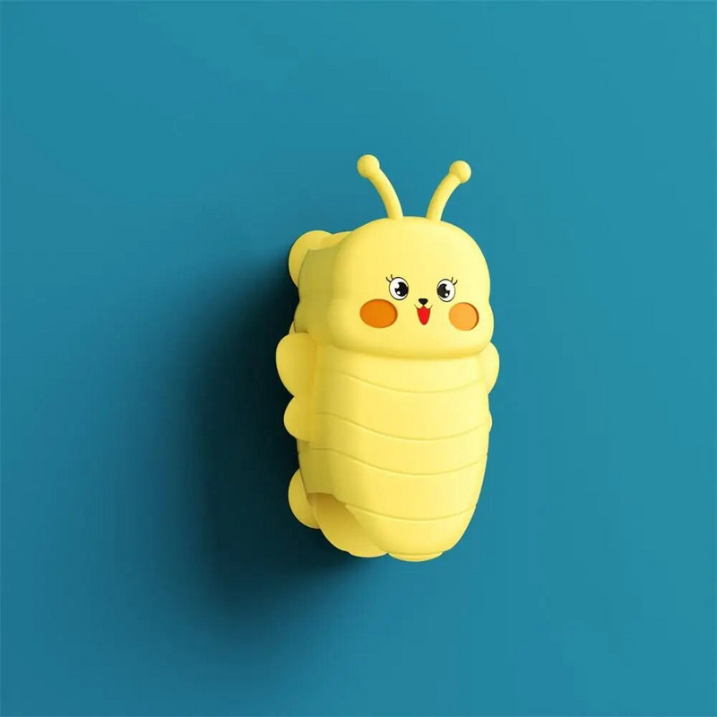 „Caterpillar“ formos vonios dušo „Lotus Canopy“ antgalis, stiprus adsorbcinis tvirtinimas, lengvai montuojamas vonios reikmenys