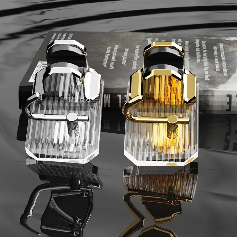 2023 m. akrilo dušo galvutės laikiklio laikikliai Reguliuojami prie sienos tvirtinami fiksuoto pagrindo plokštės laikikliai, skirti namų vonios kambario priedams