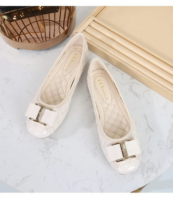 2024 Нови луксозни дамски дизайнерски обувки с квадратни пръсти Ежедневни меки кожени обувки Kawaii Barefoot Метални елегантни дамски обувки Лолита за релакс