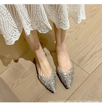 Нови елегантни дамски пролетни обувки с остри пръсти с плитки пайети от 2024 г., дизайнерски обувки с блестящи кристали, корейска версия, женски обувки Mary Jane