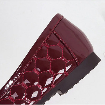 2024 Нови луксозни дамски елегантни обувки с квадратни пръсти Ежедневни меки кожени обувки Червен Kawaii Barefoot Метални женски дамски обувки Lolita Lolafers