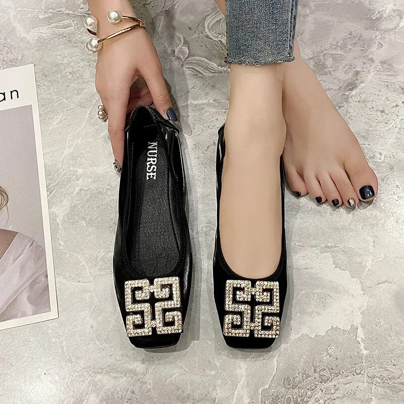 Balerinke s kamenčićima i kopčom Baletne cipele Ženske natikače Mokasine s plitkim ustima Elegantne ženske mokasine Kožne balerinke za zabave