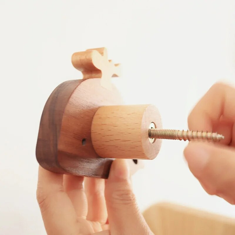 Nordijska drvena kuka Slatki kit Puno drvo Dječja soba Deco kuka Kuka za kreativnu odjeću Ručka za ladicu Dodaci za kućnu kuhinju