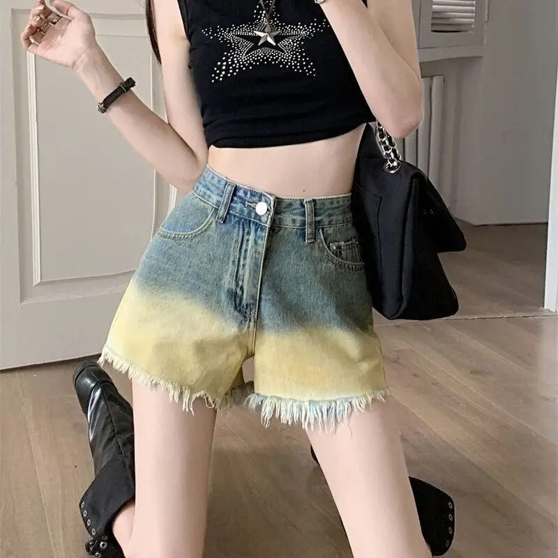 Ljeto Traper kratke hlače s kićankama Žene Chic Y2k Djevojke Ulzzang High Street College Fashion Distressed Harajuku Hotsweet Dating