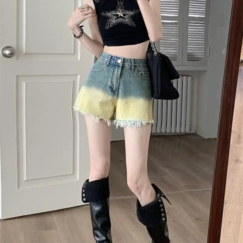 Ljeto Traper kratke hlače s kićankama Žene Chic Y2k Djevojke Ulzzang High Street College Fashion Distressed Harajuku Hotsweet Dating