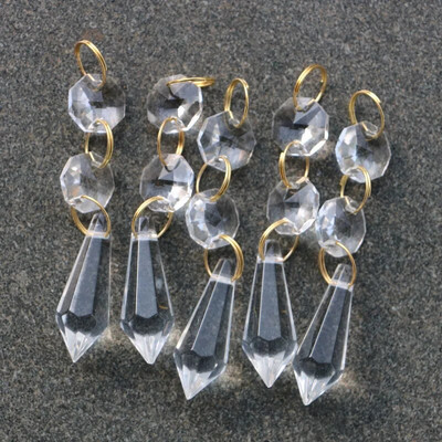 Skaidrūs liustra stiklo kristalai lempos prizmės dalys kabantys lašai pakabukai su krištoliniais aštuonkampiais karoliukais apšvietimo dalys