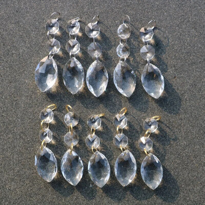 Skaidrūs liustra stiklo kristalai lempos prizmės dalys kabantys lašai pakabukai su krištoliniais aštuonkampiais karoliukais apšvietimo dalys