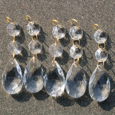 Skaidrūs liustra stiklo kristalai lempos prizmės dalys kabantys lašai pakabukai su krištoliniais aštuonkampiais karoliukais apšvietimo dalys