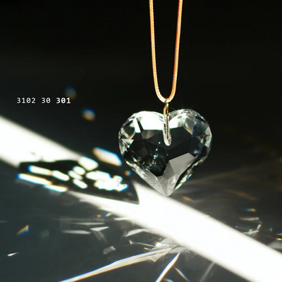 Camal 1 buc Bijuterii de cristal Inimă 30 mm Prisme Pandantiv Față Agățat Lucky Love Art Candelabru Ornament Suncatcher Home Decor