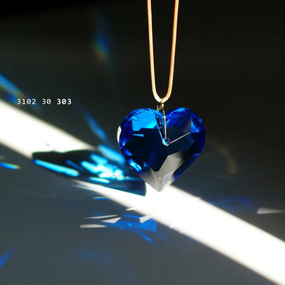 Camal 1 buc Bijuterii de cristal Inimă 30 mm Prisme Pandantiv Față Agățat Lucky Love Art Candelabru Ornament Suncatcher Home Decor