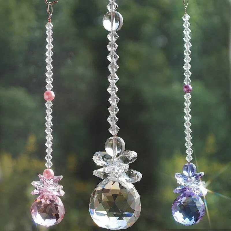 Crystal Ball Prism Suncatcher Rainbow pakabukų gamintoja Kabančių kristalų prizmės, skirtos langams Namų sodui Kalėdų dienos vakarėlio vestuvės