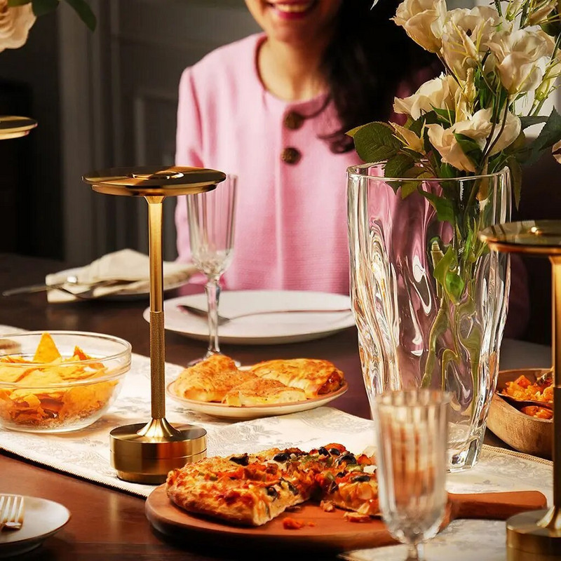 Nova aluminijska stolna svjetiljka LED punjiva stolna svjetla Prekidač na dodir Bežična stolna svjetiljka za bar Dnevna soba Lampa za čitanje knjiga Dec.