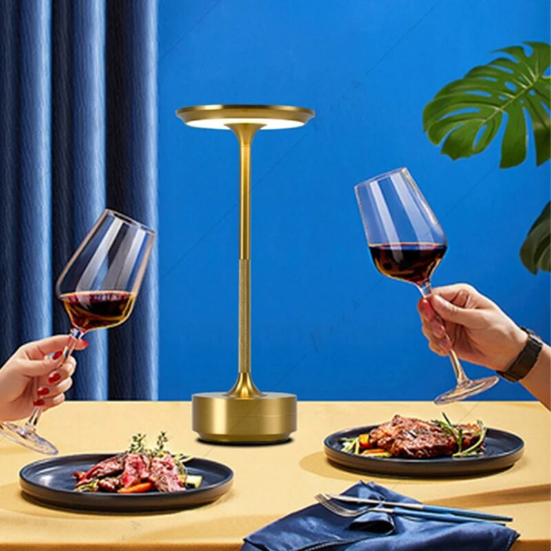 Nova aluminijska stolna svjetiljka LED punjiva stolna svjetla Prekidač na dodir Bežična stolna svjetiljka za bar Dnevna soba Lampa za čitanje knjiga Dec.