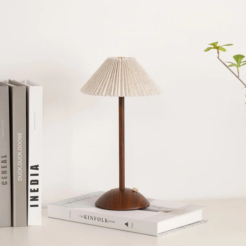 Kis asztali lámpa, újratölthető, hordozható LED-es asztali lámpa szövetbúra, minimalista éjjeliszekrény lámpa étterem hálószobába kávézóba