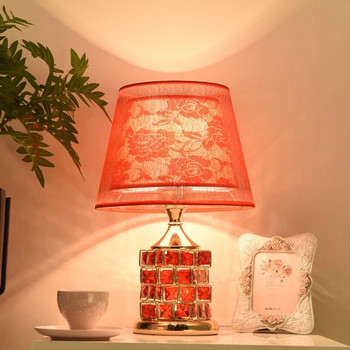 Европейски Куб на Рубик Кристална лампа Спалня Нощно шкафче Домакински Обикновена, модерна, топла, романтична гостилница Нощна настолна лампа