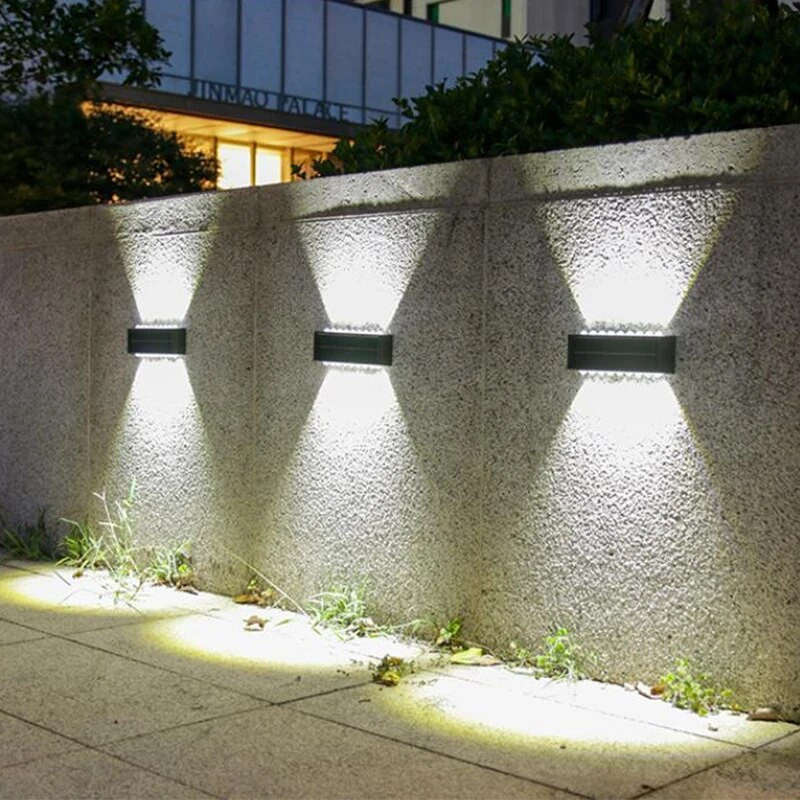 2PCS Solarne zidne svjetiljke za vanjske 20LED solarne zidne svjetiljke Vanjske vodootporne solarne svjetiljke za vrt, ulični pejzaž, balkonski dekor