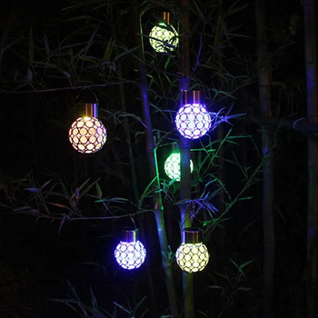 Соларен LED висящ светещ фенер Водоустойчива издълбана топка Лампа за външна градина, двор, декорация на вътрешен двор Празнична лига Слънчева светлина