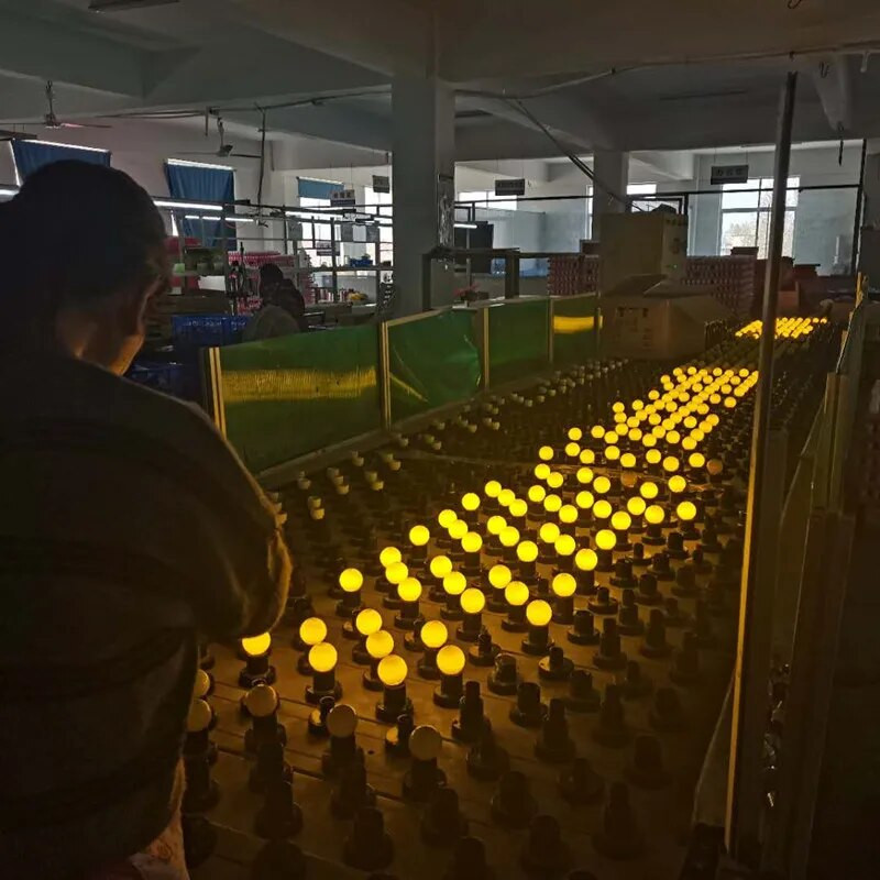 Colorul Led Light Bule Bar Light E27 B22 5W Lempa AC 220V 110V Raudona Mėlyna Žalia Geltona Bombillas Lampara Barui KTV Vakarėlio lemputės