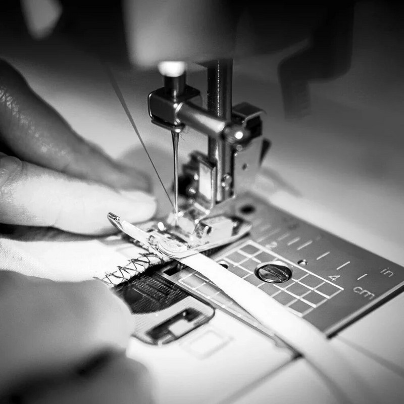 U formos COB siuvimo mašinos lemputė su stipriu magnetu, didelio ryškumo akių apsaugos skaitymo lemputė tinka visoms siuvimo mašinoms