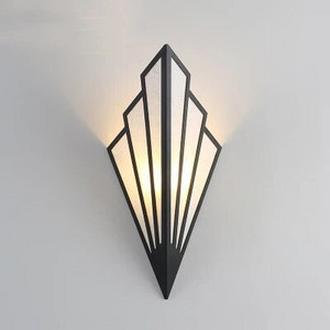 Nordijska zidna svjetiljka Moderne Led željezne zidne svjetiljke za dnevni boravak Spavaća soba Kućni dekor Noćna zidna svjetiljka Kupaonski elementi Svjetlo za ogledalo