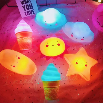 Анимационна коледна нощна лампа LED декорация Луна Звезда Момиче Деца Детска играчка Подарък Лампа за спалня Нощна стая с батерия