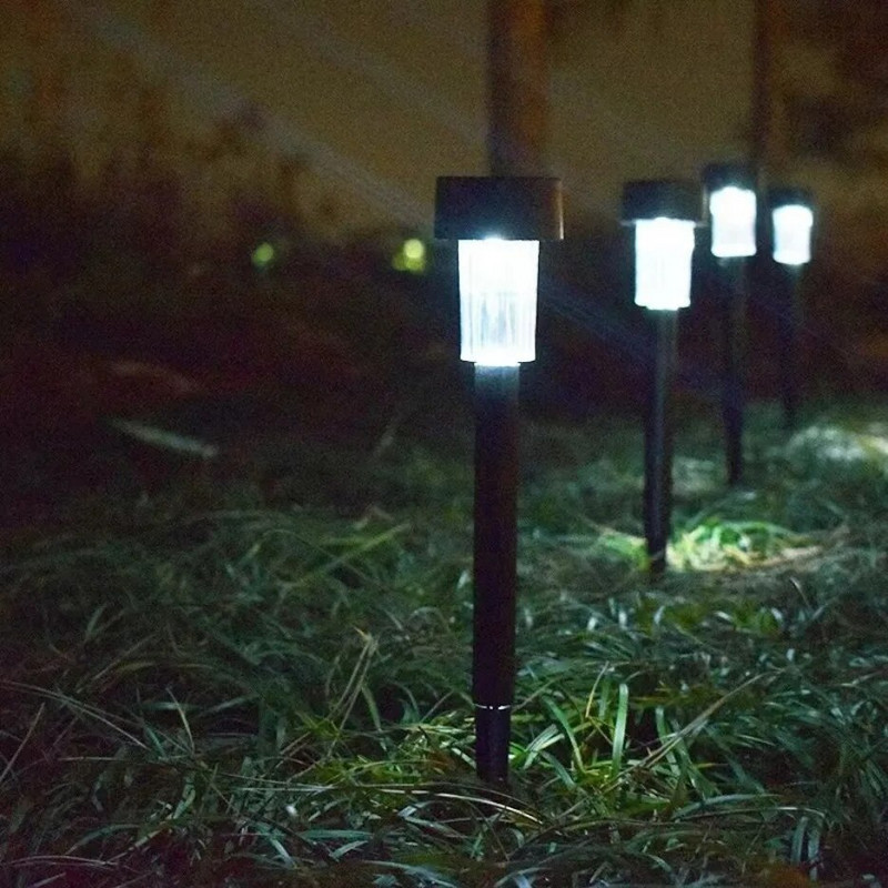 Kültéri napelemes gyeplámpa kerti udvari dugós lámpa esőálló LED gyeplámpa kis csöves lámpa