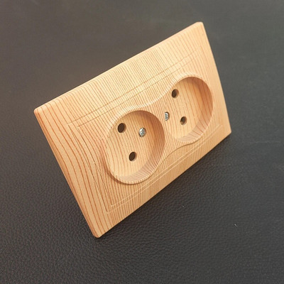 WESA medinis maitinimo lizdas 16A ES standartinis elektros lizdas Standartinis antžeminis sieninis lizdas 86 mm * 86 mm antipireno plastikinė plokštė