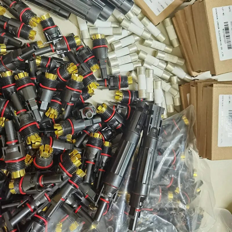 PV konektor s osiguračem 5A/10A/15A/20A/30A 1000VDC konektor osigurač za korištenje solarnog sustava