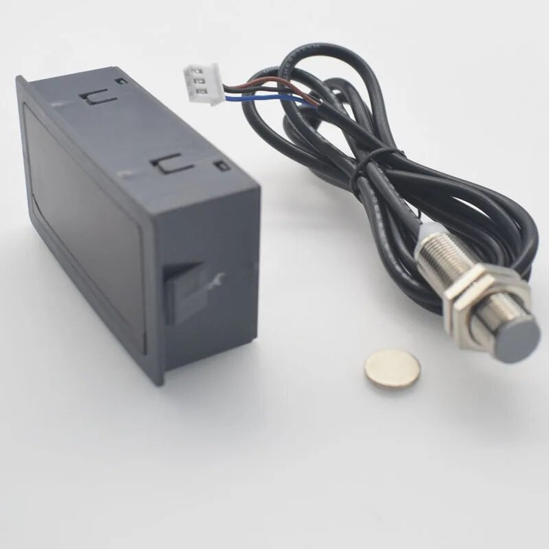 LED tachometras RPM greičio matuoklis su salės artumo jungiklio jutikliu NPN greičio matavimo prietaisų spidometras