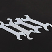 Tanki ključ s dvostrukom glavom Otvoreni kraj 8 10 12 13 14 15 19 22 24 mm Dvostruki mali ključ za održavanje automobila Hardver Ručni alati