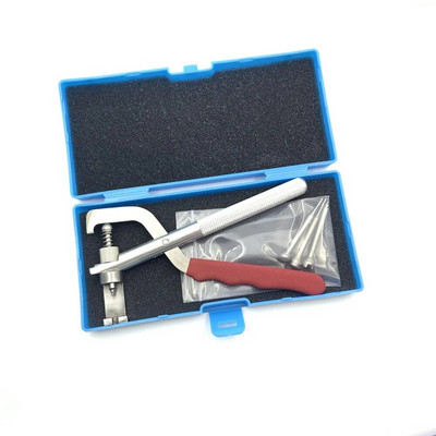 Atverčiamas rakto ašmenų kaiščio išmontavimo įrankio susukamasis kaištis Nuimkite ir paspauskite replę su kai kuriais 1,6 mm kaiščiais